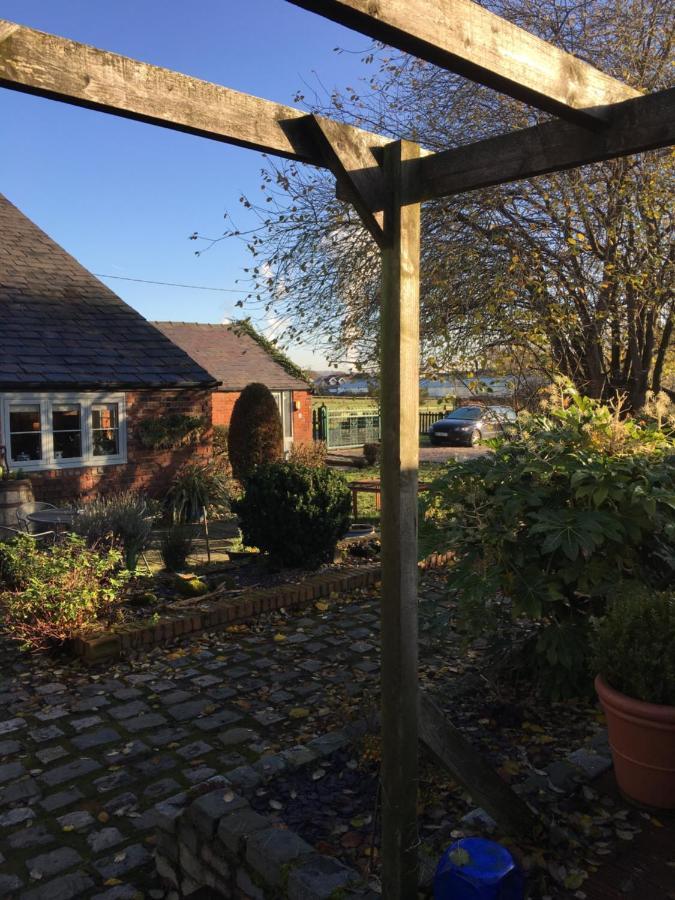 The Barn Bed And Breakfast Hale  Exterior photo